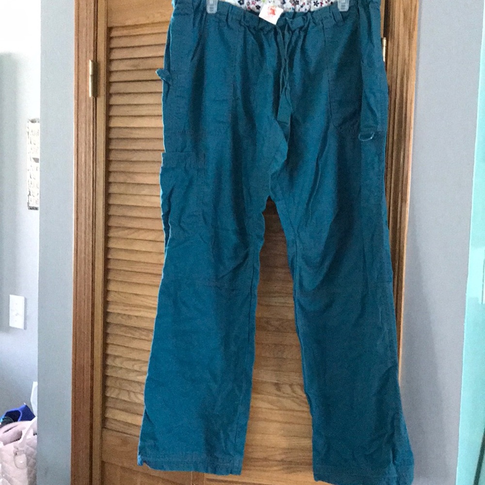 Scrub pants